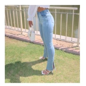 Light Blue Side Slit Detail High Waist Flared Jean